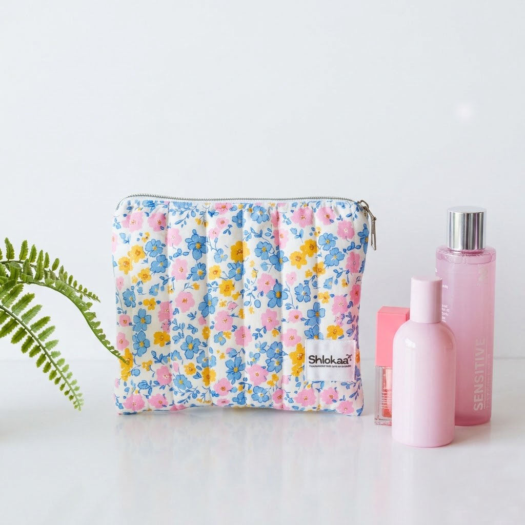 Blue Daisy Zipper Pouch